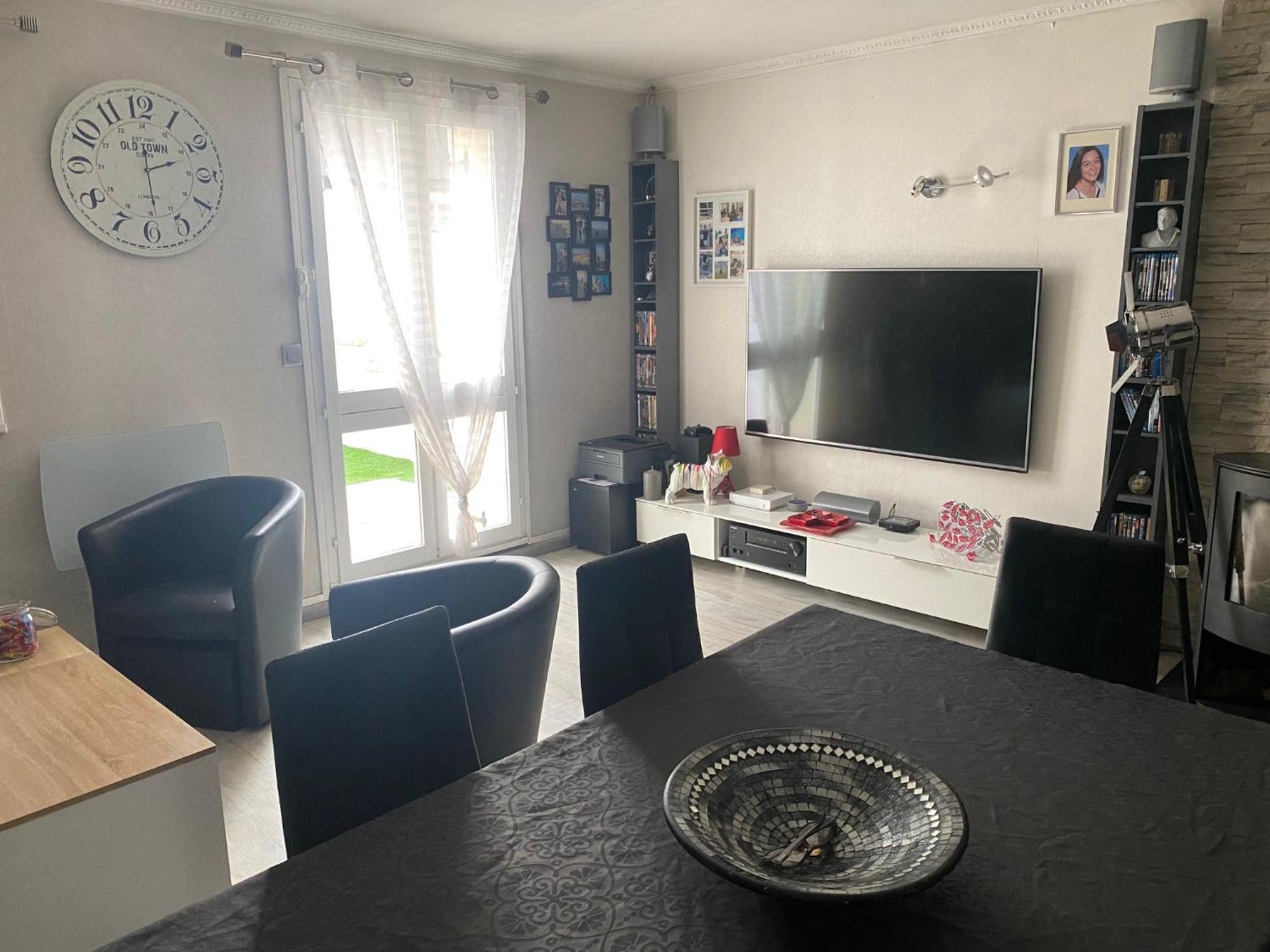 Chez Manu Meuble De Tourisme 2 Etoiles Pour 6 Personnes - 3 Chambres Villeparisis Exterior photo